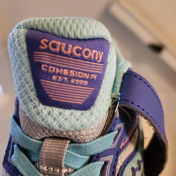 NWOB Girls 👧 Saucony Cohesion 14 - Picture 6 of 7